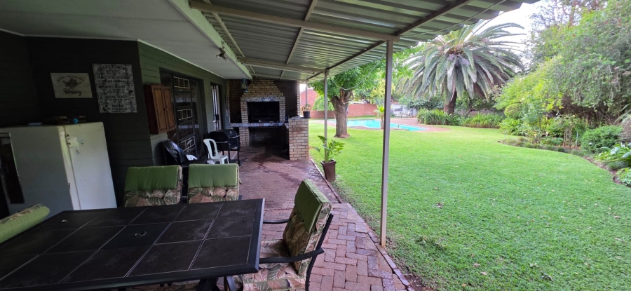 3 Bedroom Property for Sale in Flamwood North West